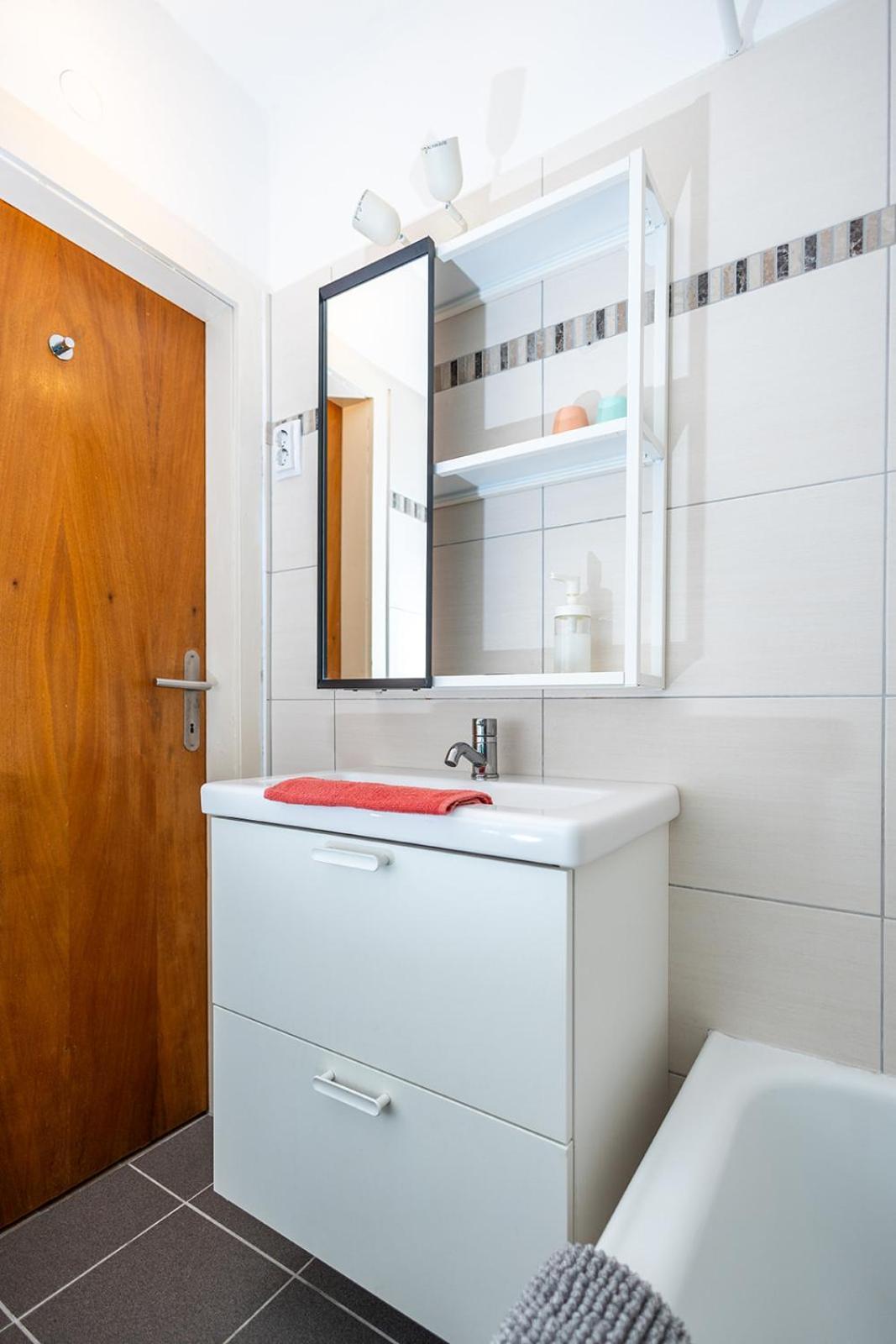 Mooki Beach Apartment Bodensdorf Exterior photo